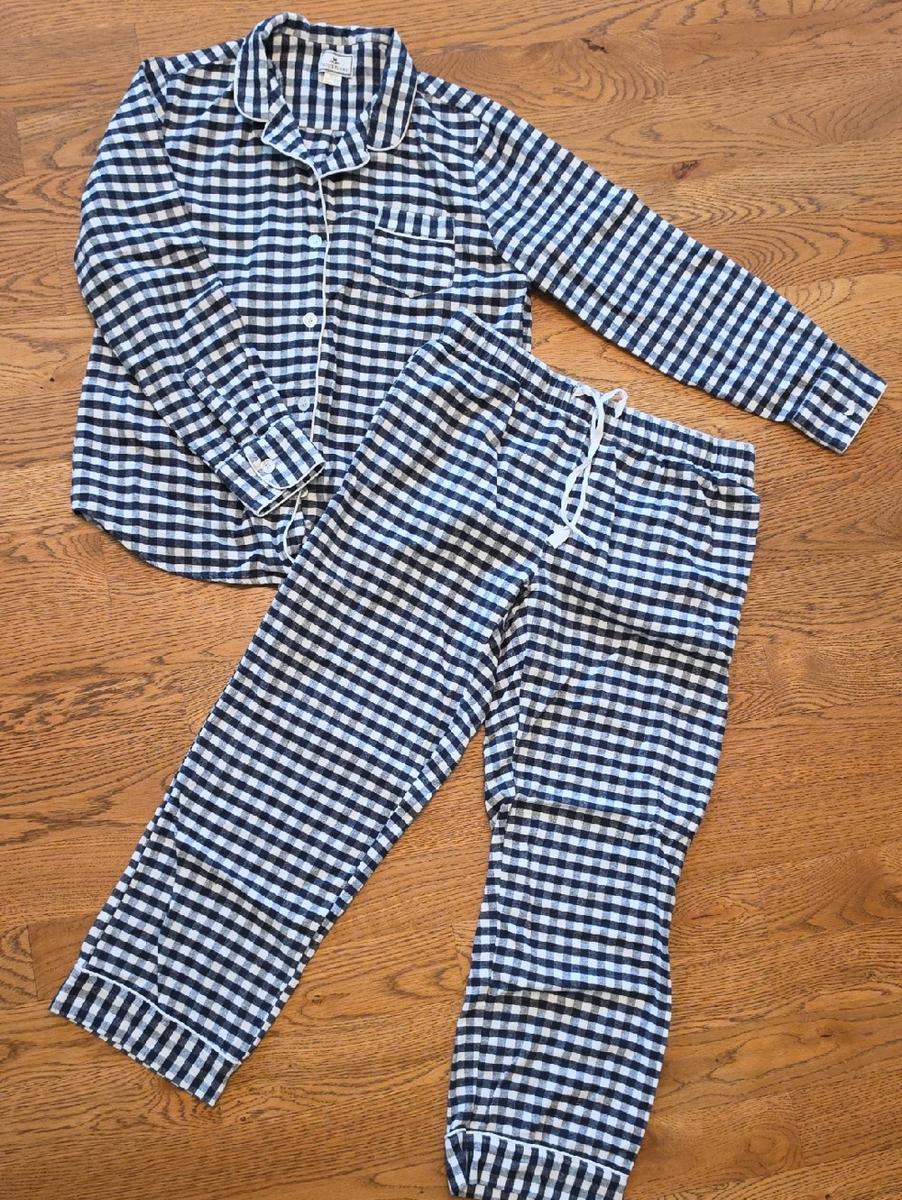 Petite Plume Women's Blue and White Gingham Pajama Set